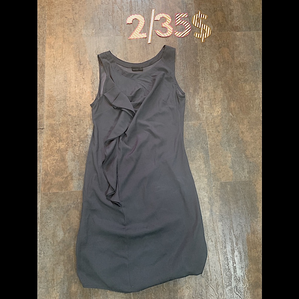 2/35$ 💕 Vero Moda gray chic dress